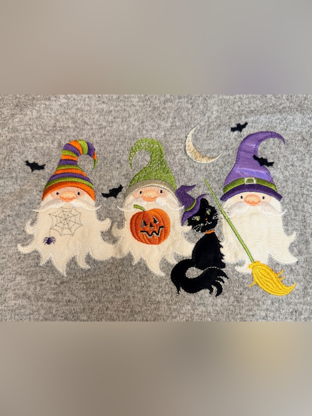 Halloween Embroidered Ladies Top 2XL Gray Fall Gnome Shirt Indigo Soul Pullover